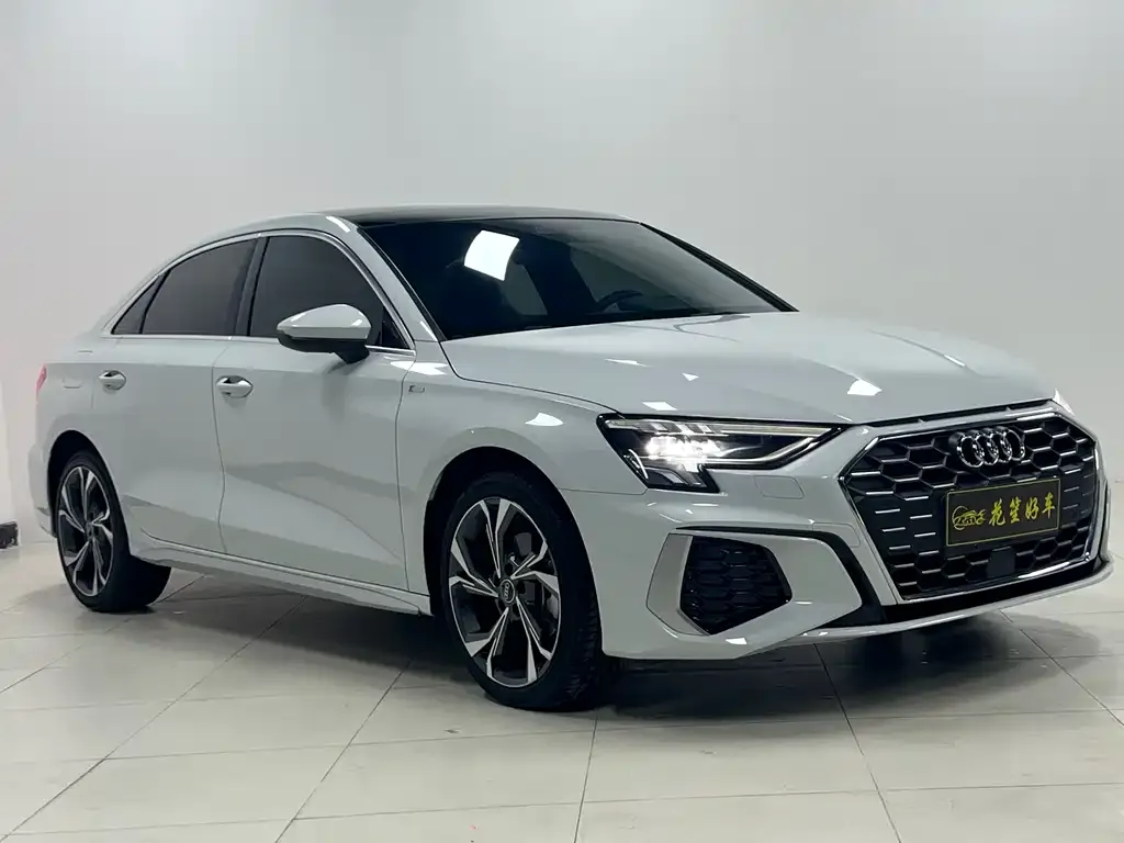 Audi A3 2022 из CN, фото 10