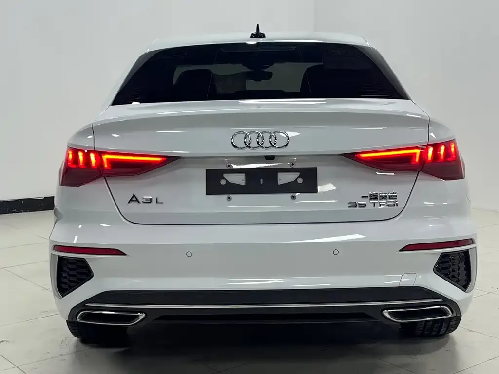 Audi A3 2022 из CN, фото 6