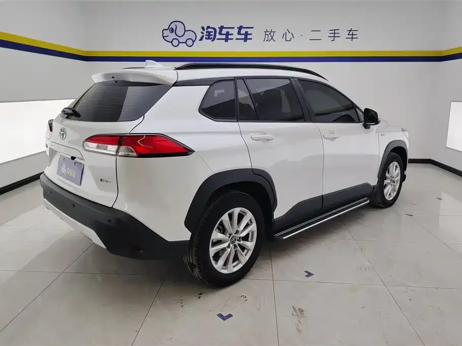 Toyota Corolla Cross 2024 из CN, фото 8