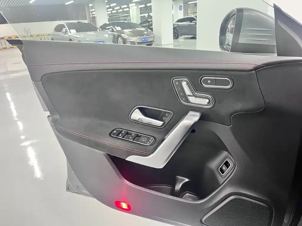 Mercedes-Benz CLA (Import) 2023 из CN, фото 9