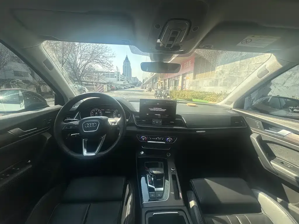 Audi Q5L 2022 из CN, фото 6