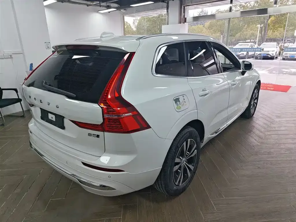 Volvo XC60 2022 из CN, фото 9