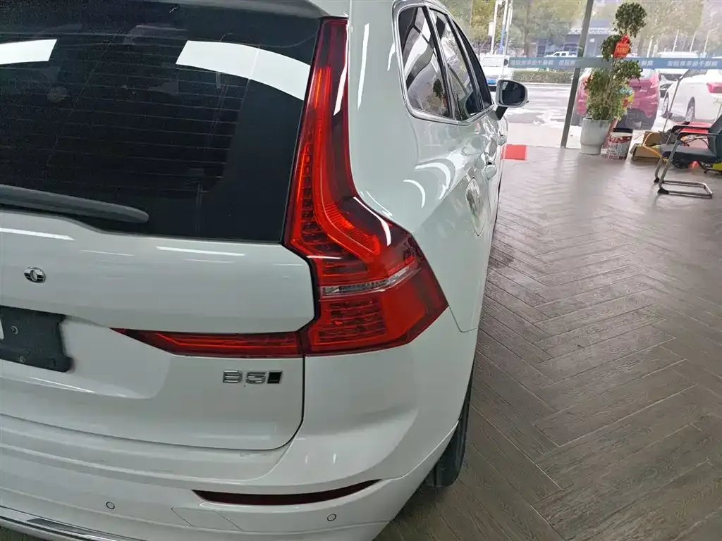Volvo XC60 2022 из CN, фото 4