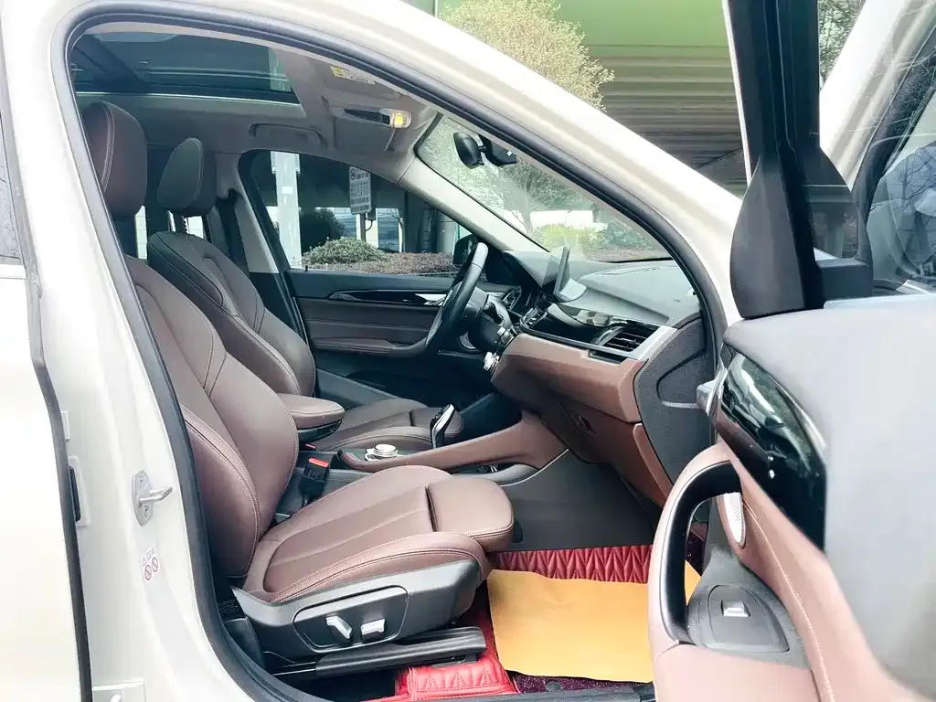 BMW X1 2022 из CN, фото 2