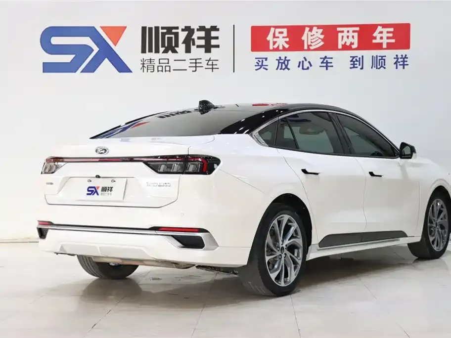 Ford Mondeo 2022 из CN, фото 4