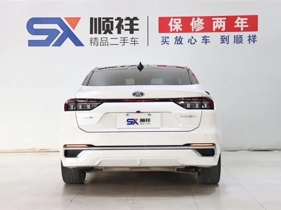 Ford Mondeo 2022 из CN, фото 3