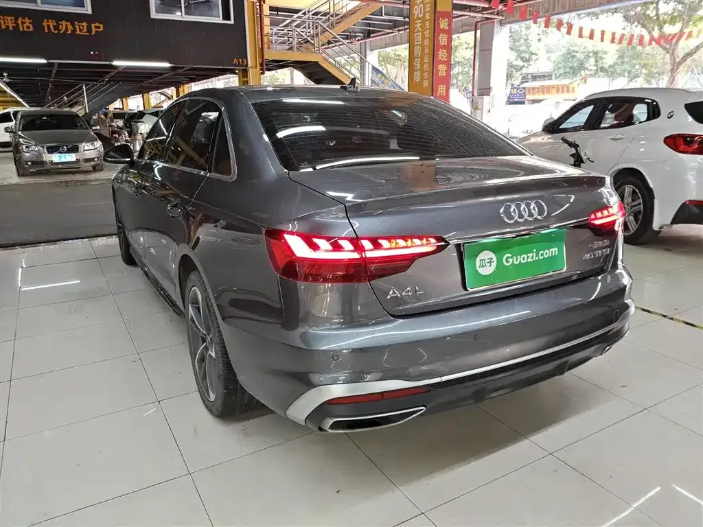 Audi A4L 2024 из CN, фото 9