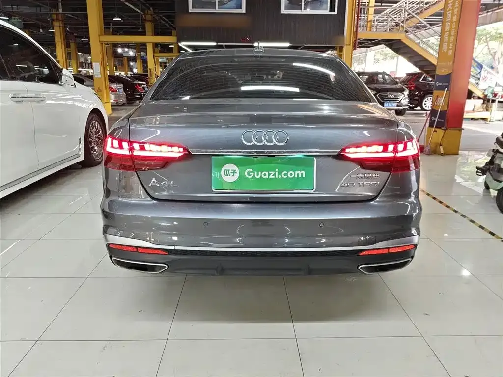 Audi A4L 2024 из CN, фото 8