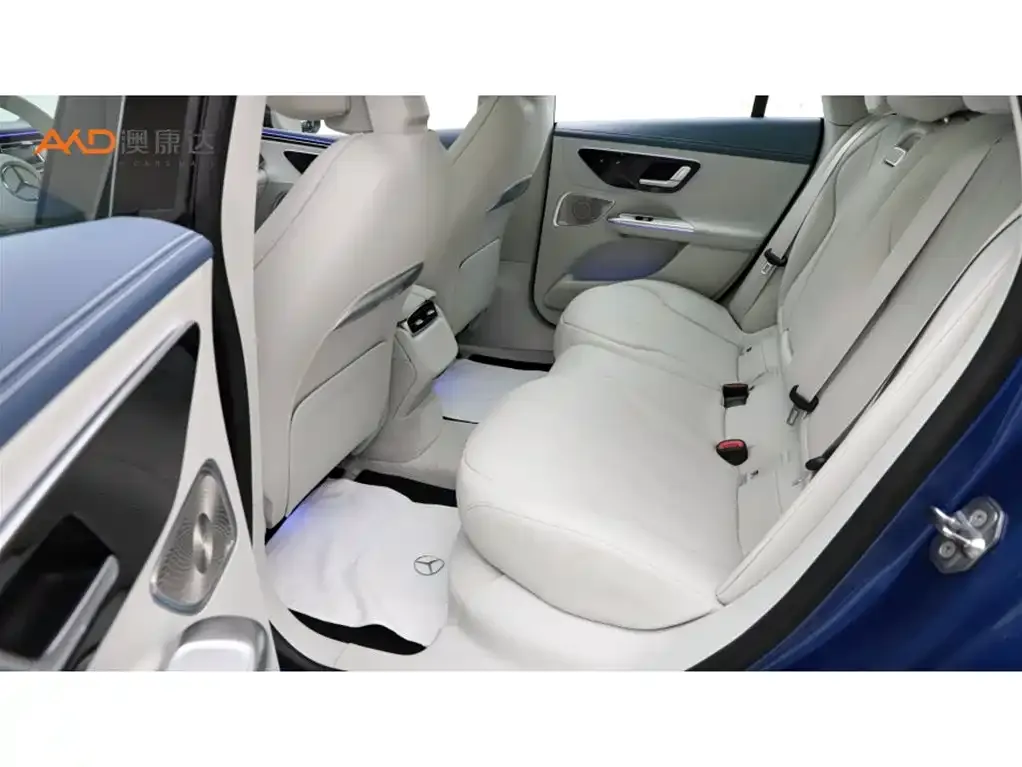 Mercedes-Benz EQE 2024 из CN, фото 2