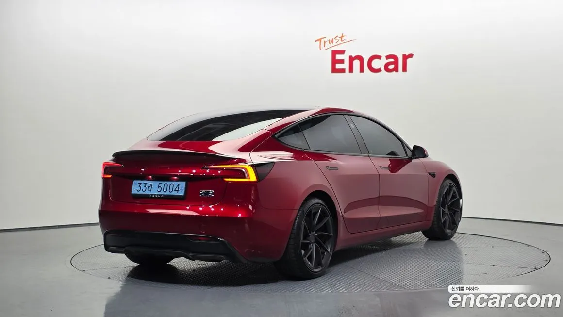 Tesla Model 3 2025 из KR, фото 5