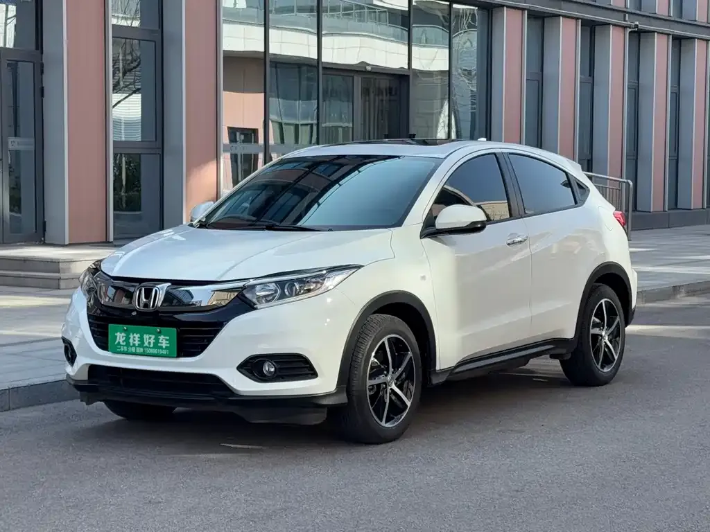 Honda Vezel — фото 1