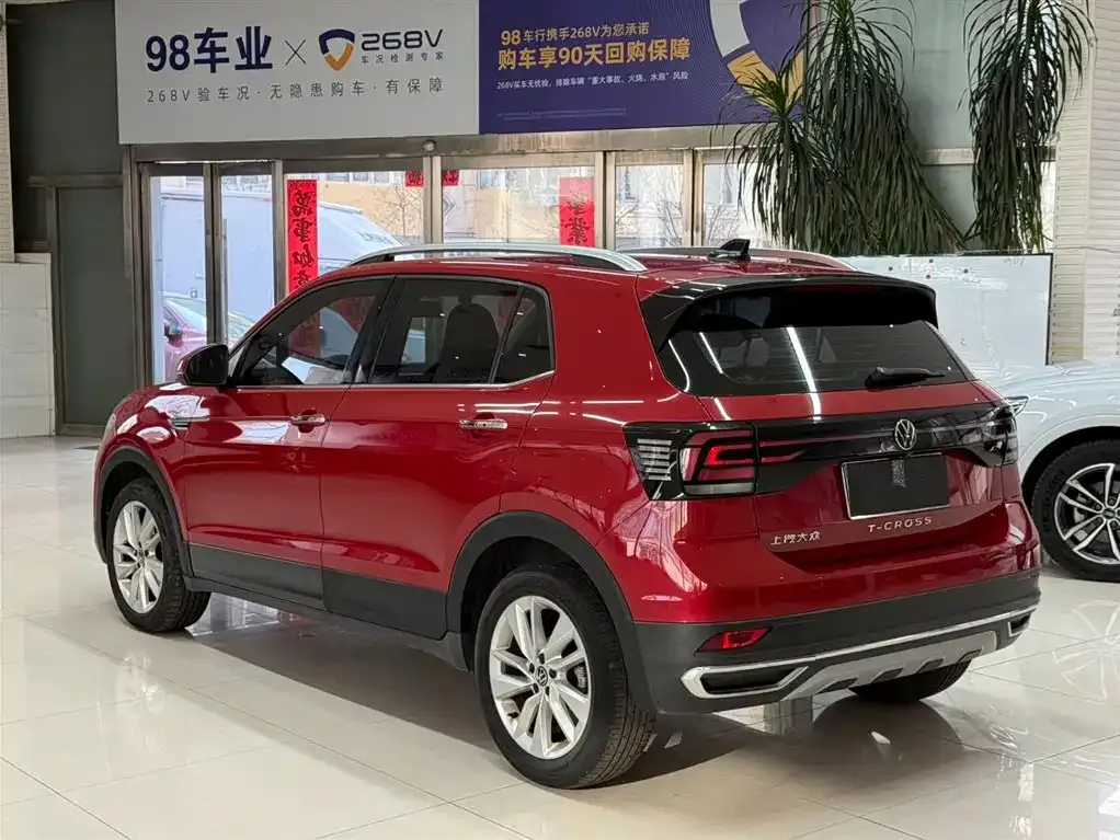 Volkswagen T-Cross — фото 2