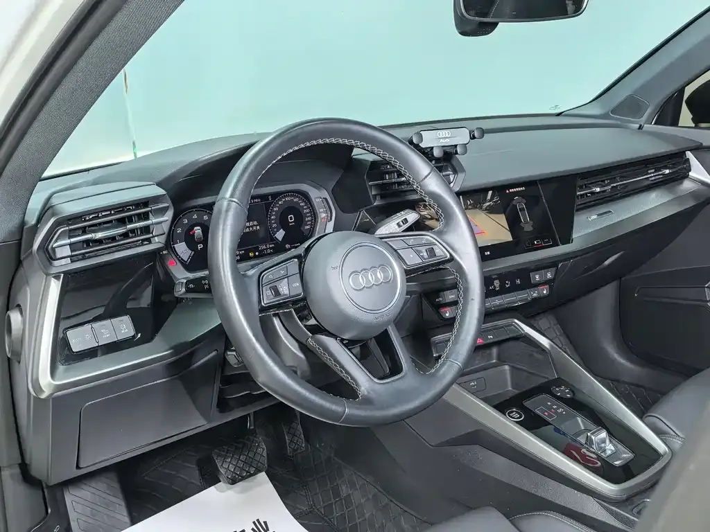 Audi A3 2023 из CN, фото 8