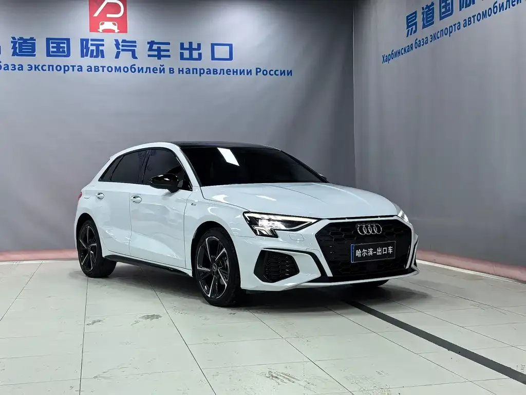 Audi A3 2023 из CN, фото 9