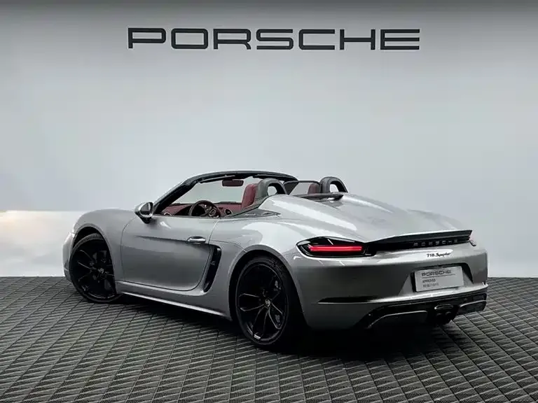 Porsche 718 — фото 6