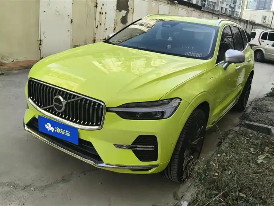 Volvo XC60 PHEV 2024 из CN, фото 1
