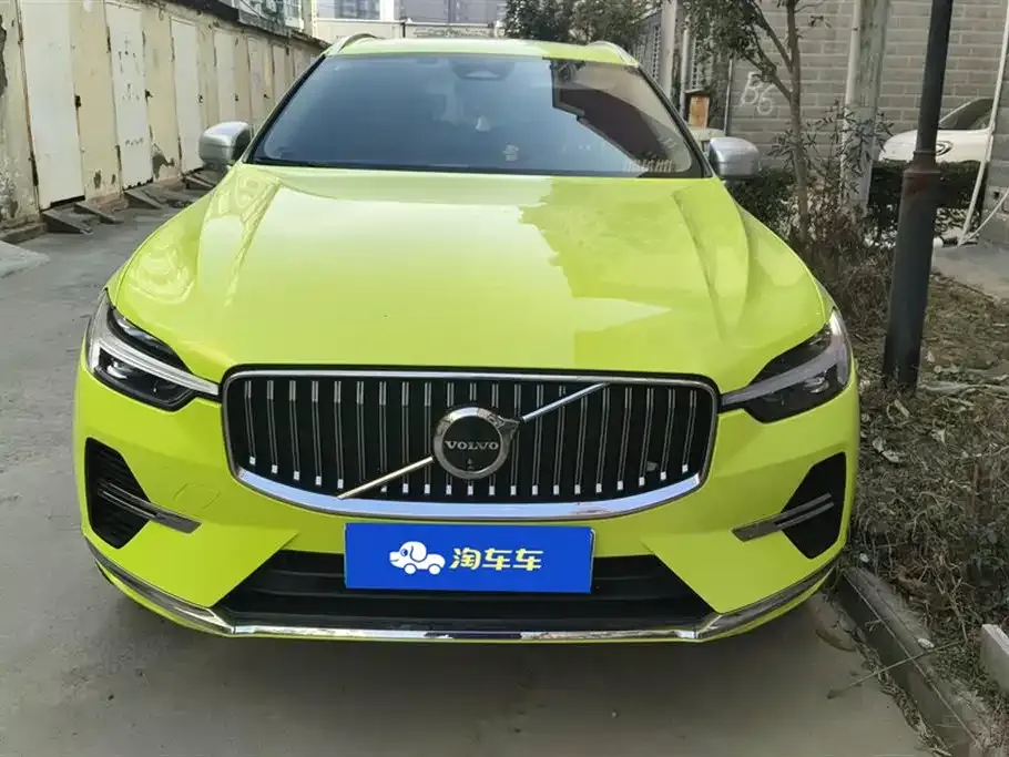 Volvo XC60 PHEV 2024 из CN, фото 3