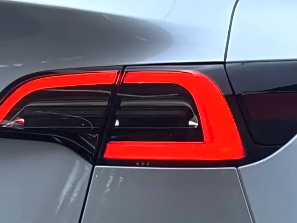 Tesla Model Y 2021 из CN, фото 3