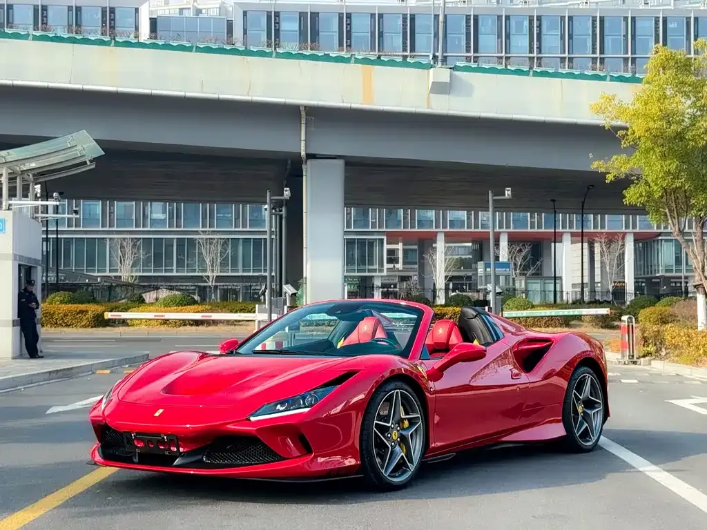 Ferrari F8 — фото 6
