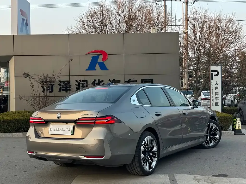 BMW i5 2025 из CN, фото 5