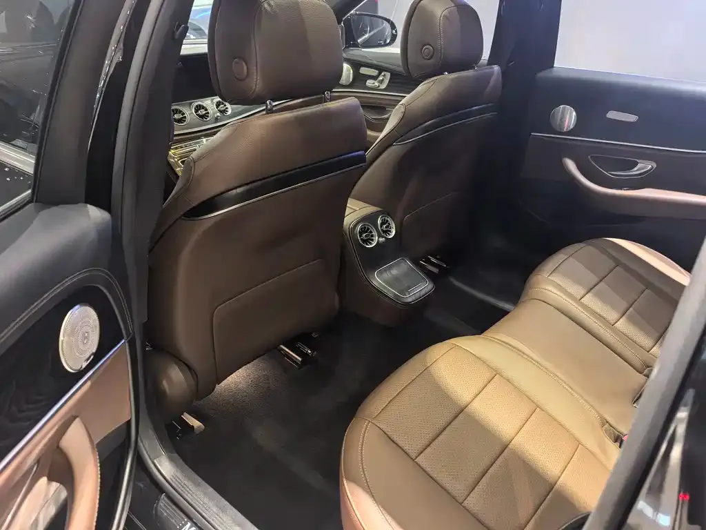 Mercedes-Benz E-Class 2021 из CN, фото 2