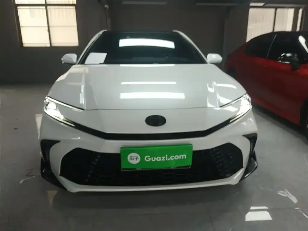 Toyota Camry 2024 из CN, фото 7