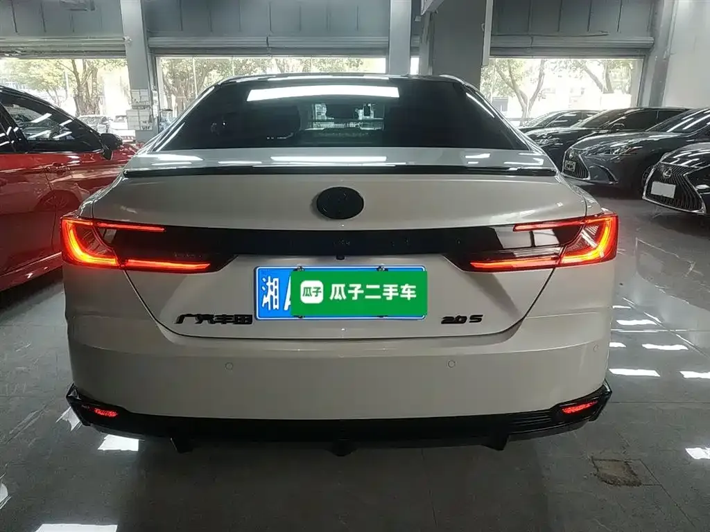 Toyota Camry 2024 из CN, фото 9