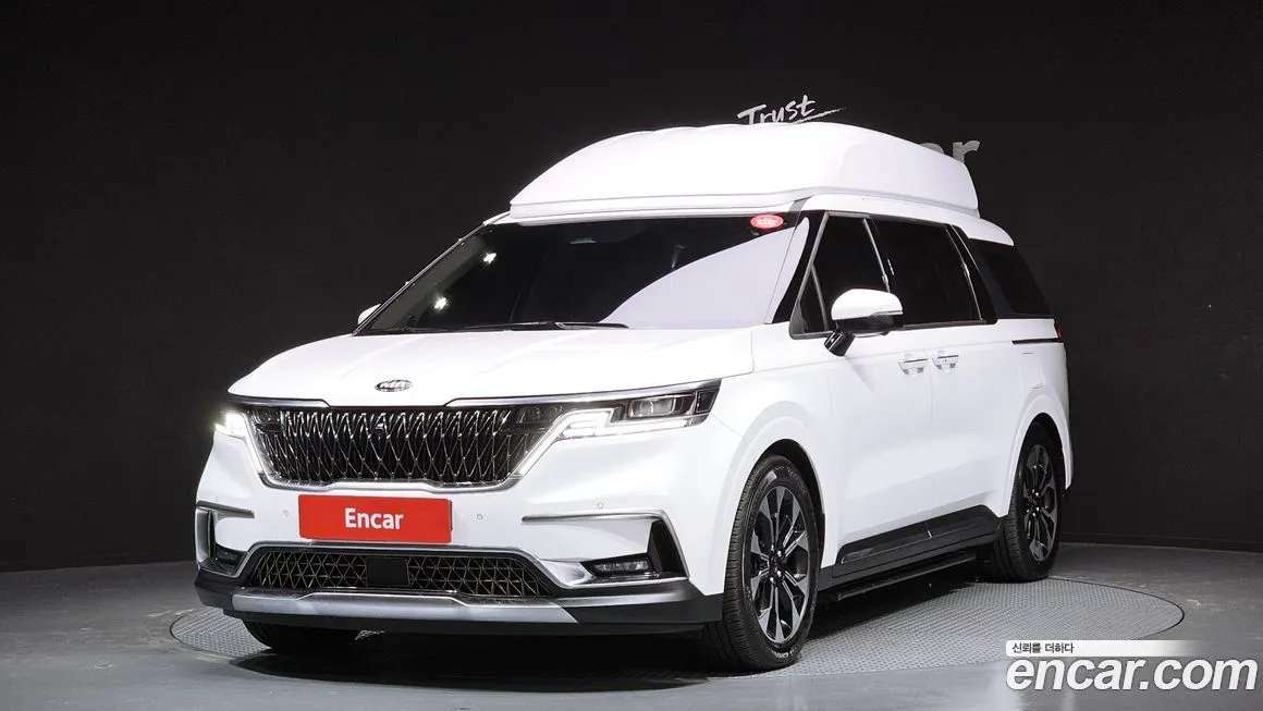 Kia Carnival — фото 1