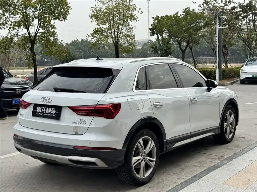 Audi Q3 2021 из CN, фото 9