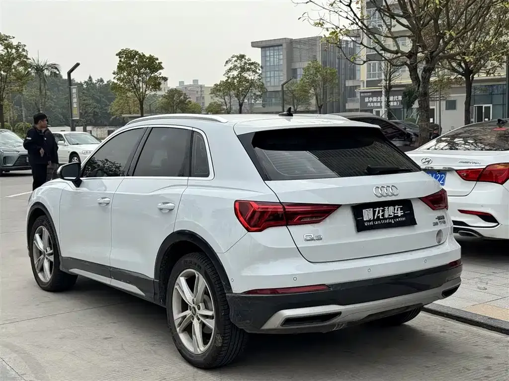 Audi Q3 2021 из CN, фото 5