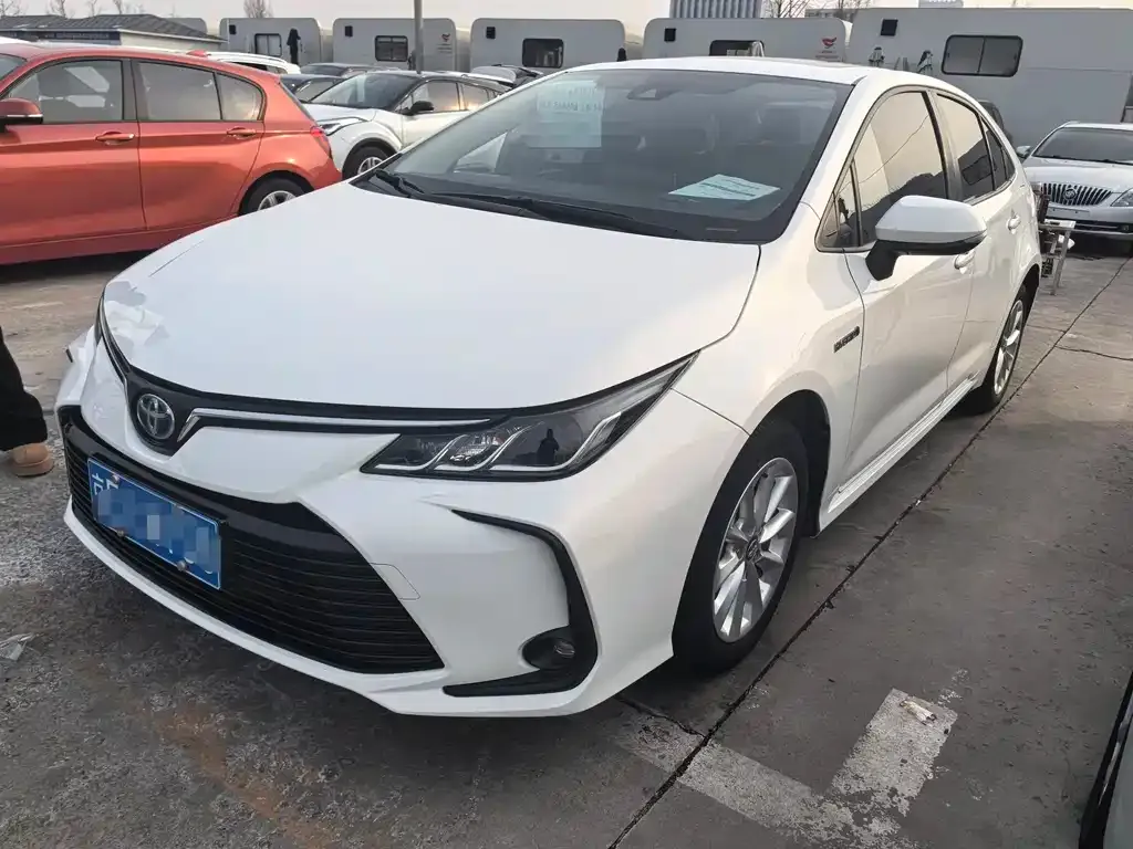 Toyota Corolla 2022 из CN, фото 1
