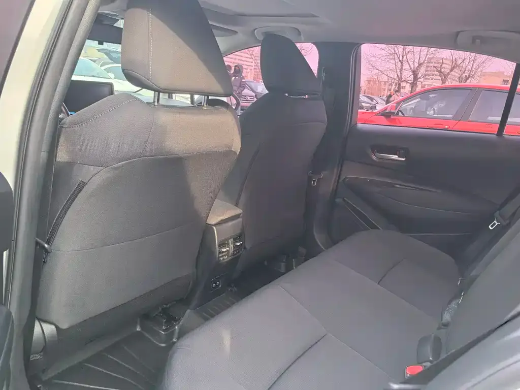 Toyota Corolla 2022 из CN, фото 3