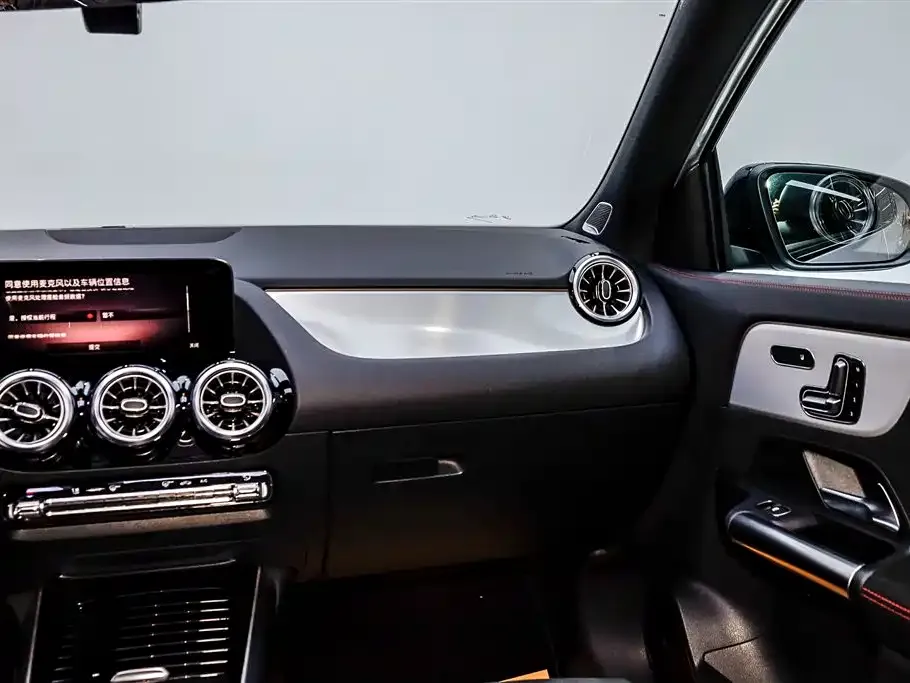 Mercedes-Benz GLA AMG 2024 из CN, фото 4