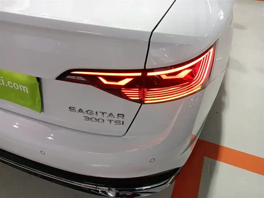 Volkswagen Sagitar 2023 из CN, фото 3