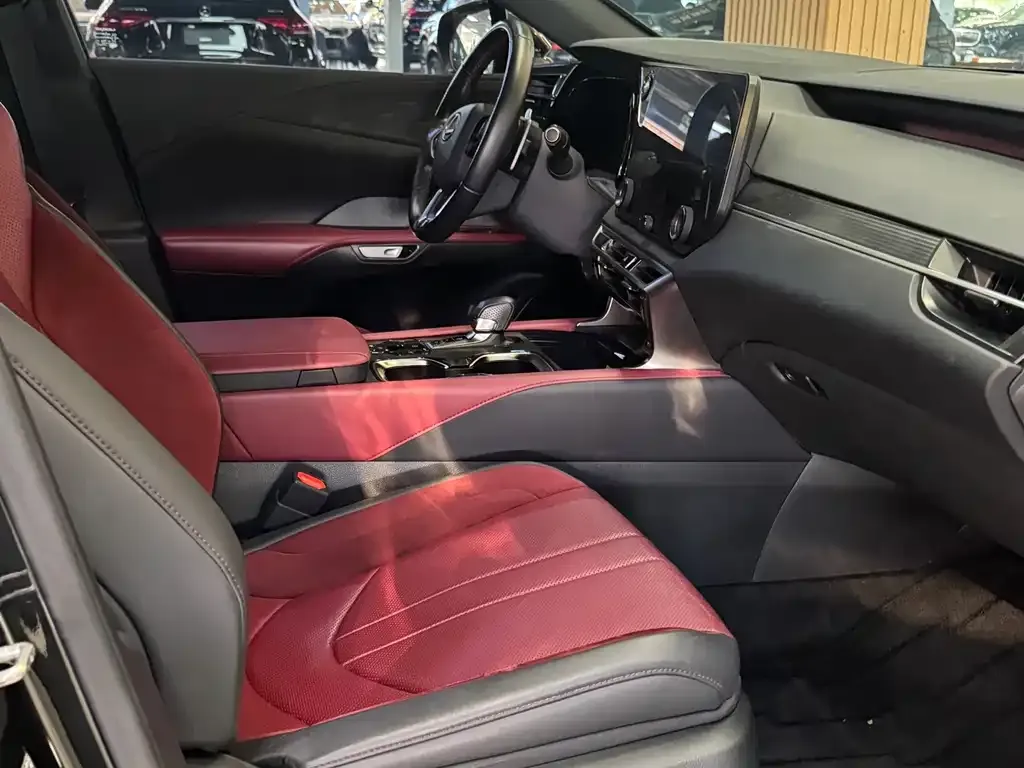 Lexus RX 2023 из CN, фото 3