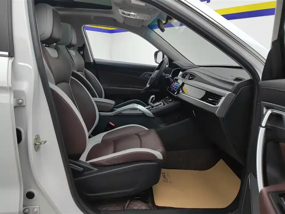 Geely Boyue 2023 из CN, фото 3
