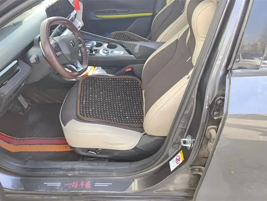 Changan UNI-V 2022 из CN, фото 4