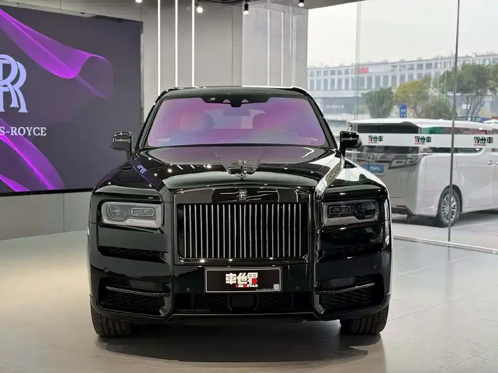Rolls-Royce Cullinan 2023 из CN, фото 2