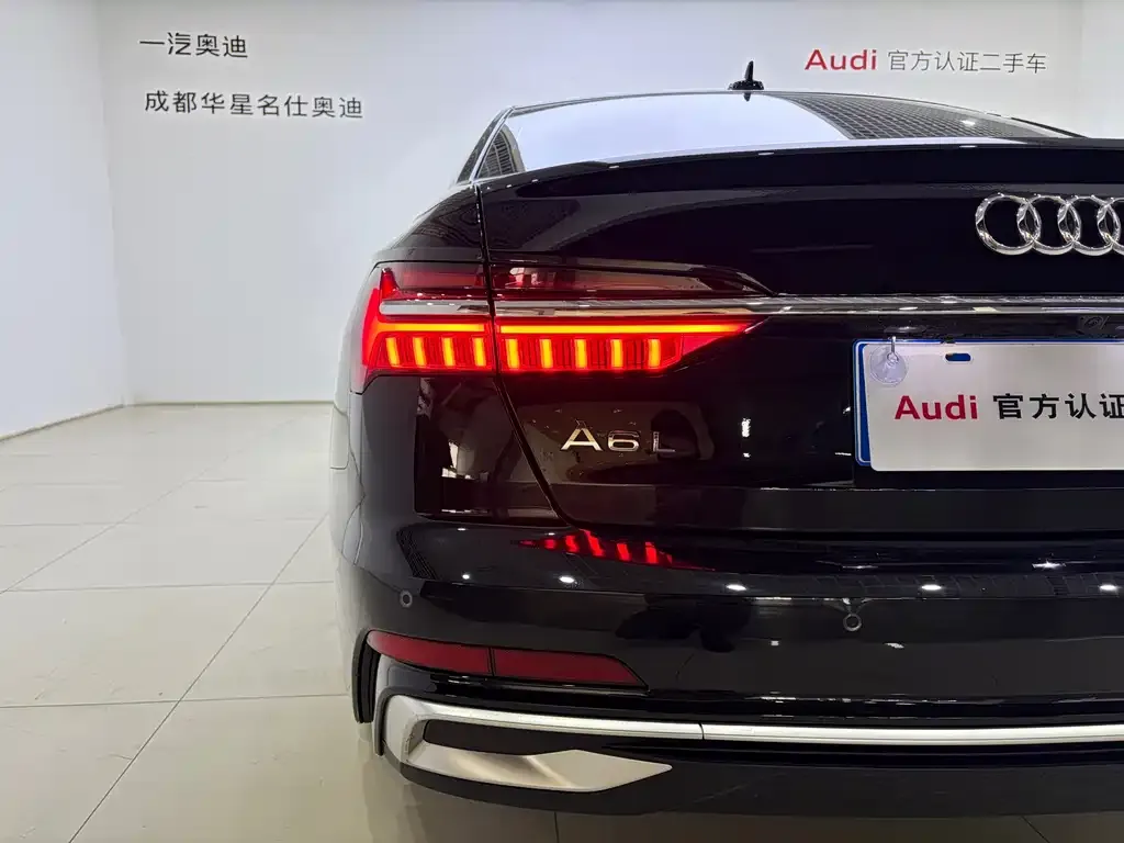 Audi A6L — фото 2
