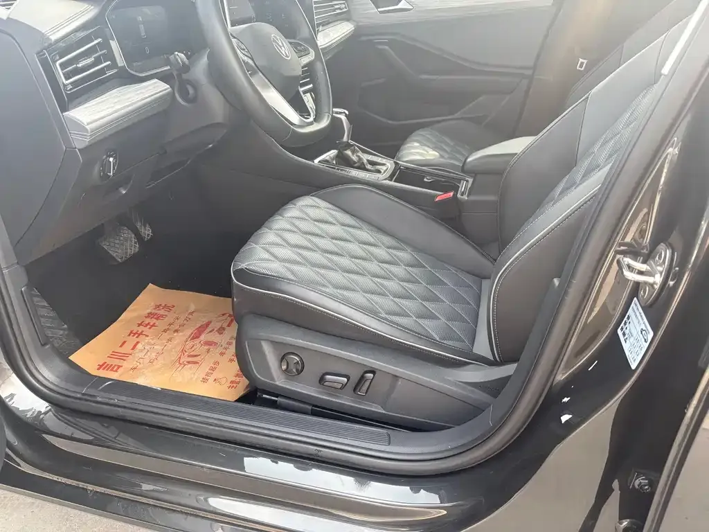 Volkswagen Sagitar 2023 из CN, фото 8