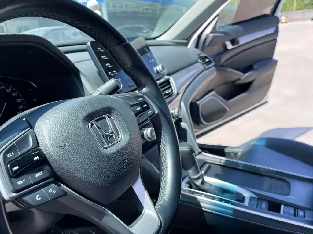 Honda Inspire 2021 из CN, фото 5