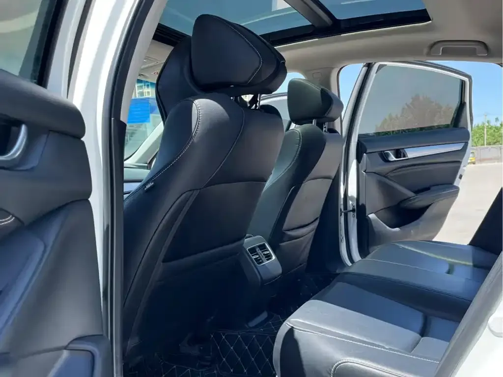 Honda Inspire 2021 из CN, фото 3