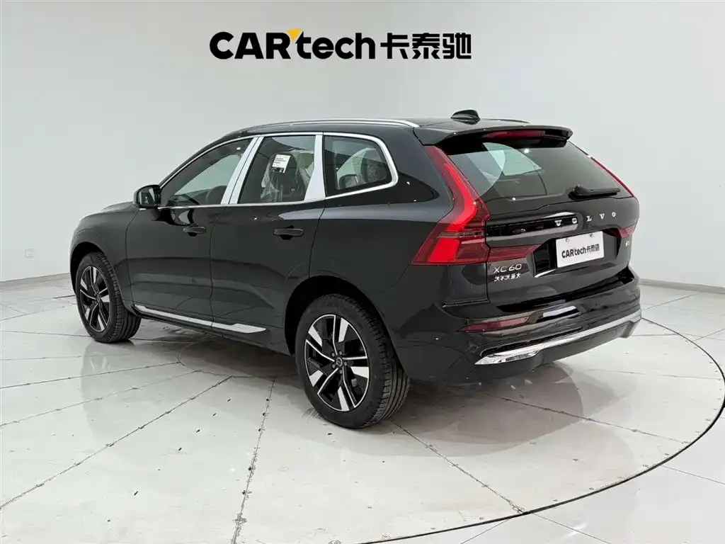 Volvo XC60 2026 из CN, фото 3