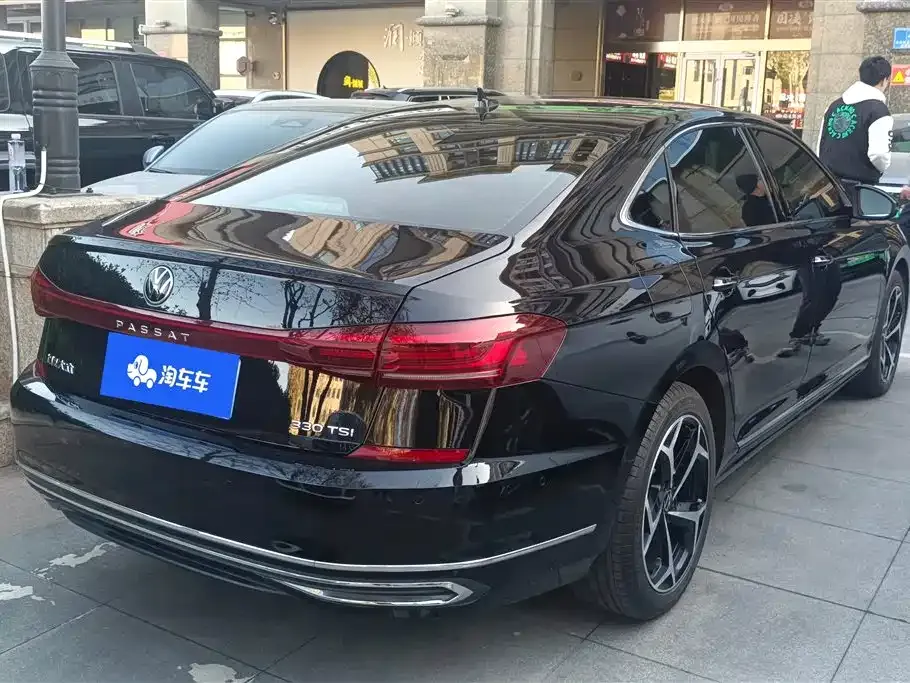 Volkswagen Passat — фото 7