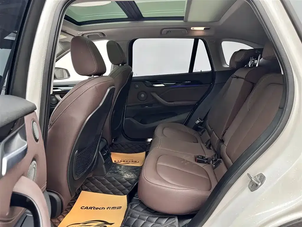 BMW X1 2021 из CN, фото 4