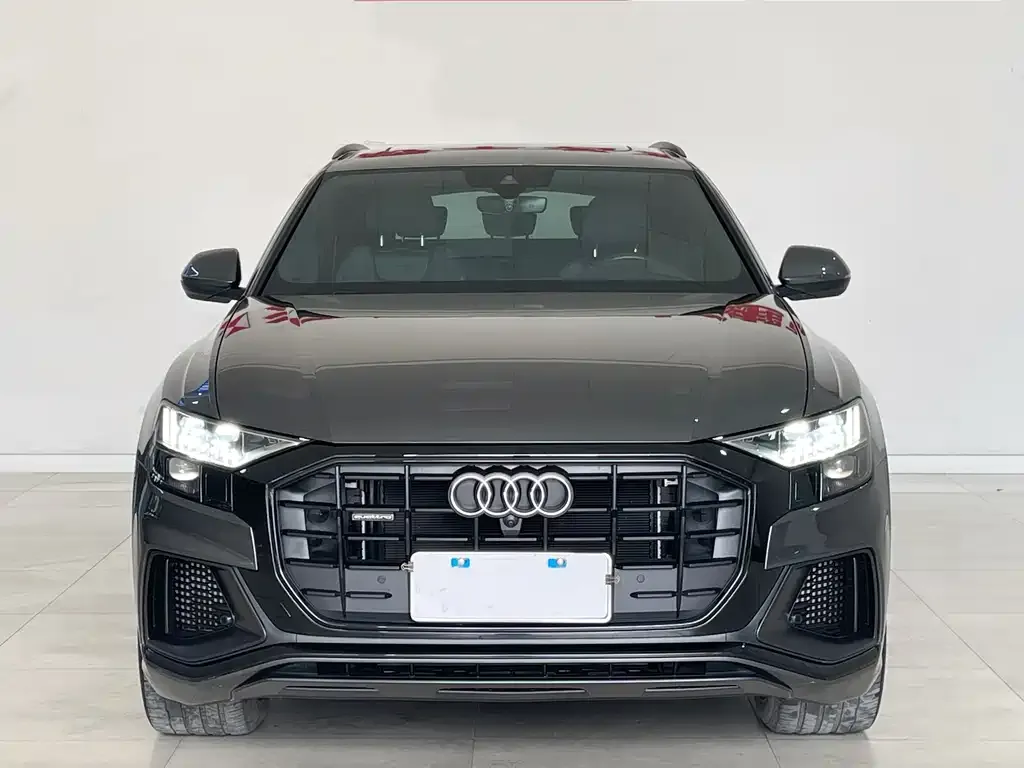 Audi Q8 — фото 4