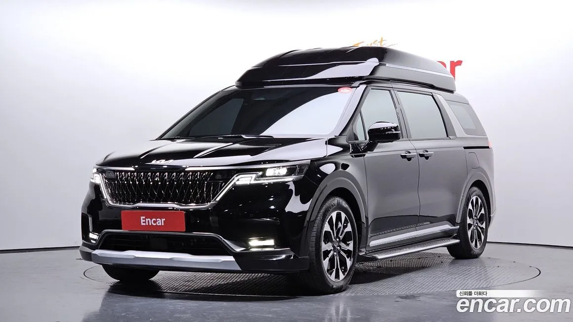 Kia Carnival — фото 1