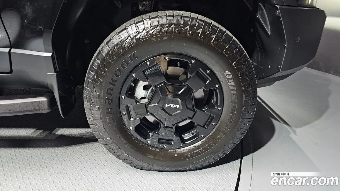 Kia Tasman — фото 10