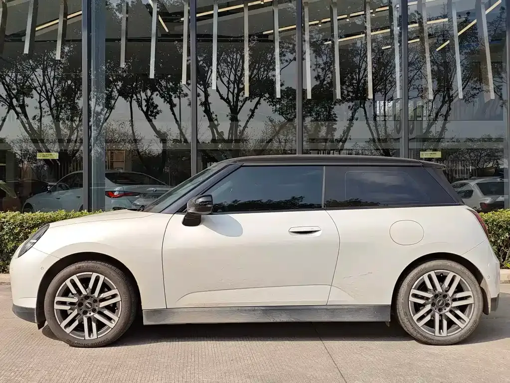 MINI Cooper EV 2024 из CN, фото 9