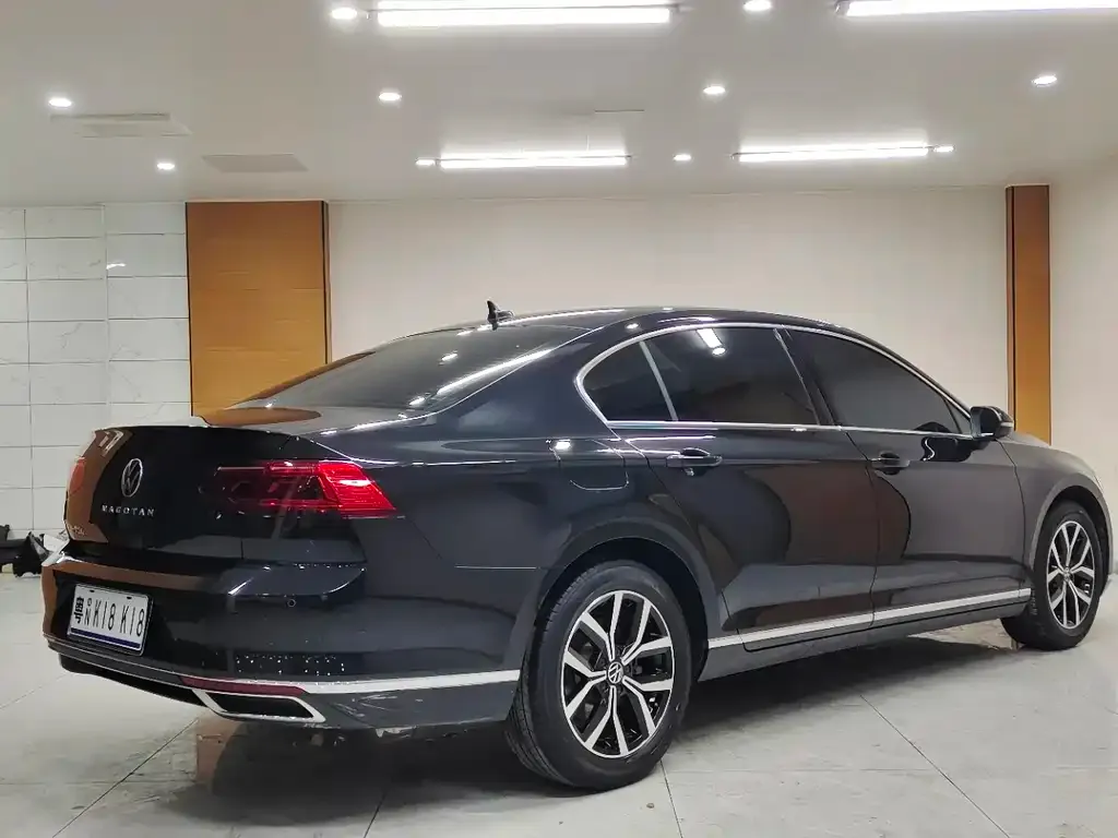 Volkswagen Magotan 2022 из CN, фото 2
